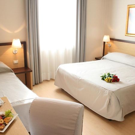 Hotel San Martino Darfo Boario Terme Bagian luar foto