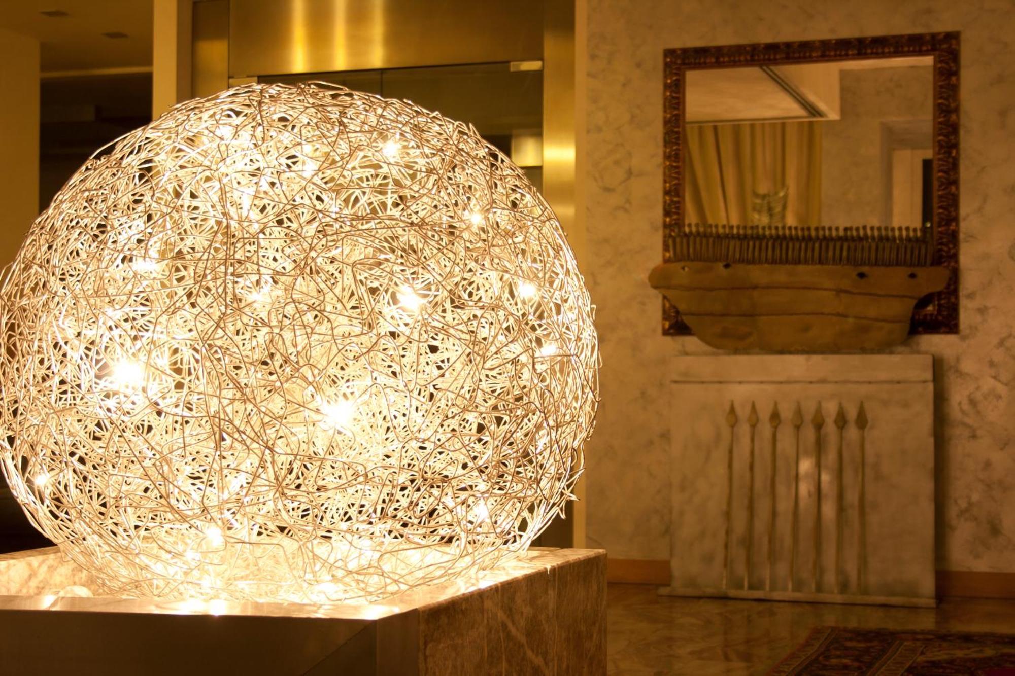 Hotel San Martino Darfo Boario Terme Bagian luar foto