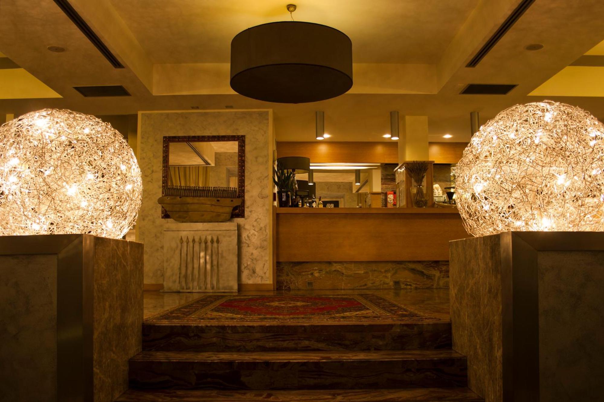Hotel San Martino Darfo Boario Terme Bagian luar foto