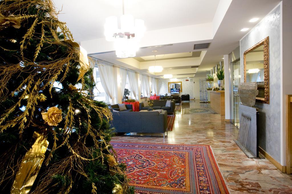 Hotel San Martino Darfo Boario Terme Bagian luar foto