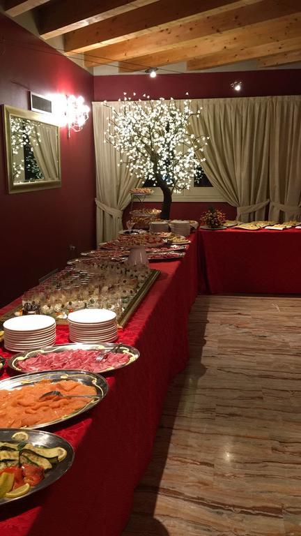 Hotel San Martino Darfo Boario Terme Bagian luar foto