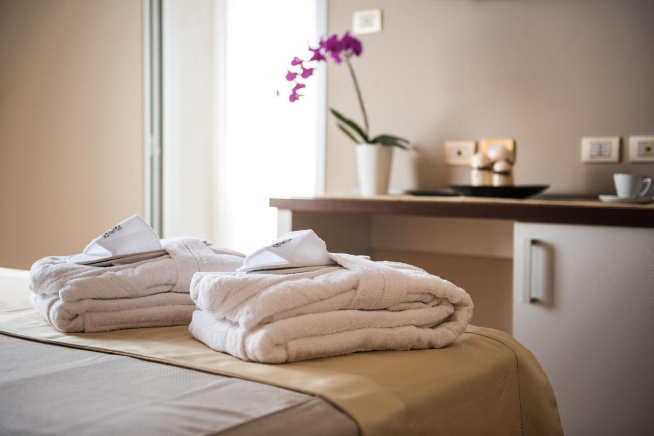 Hotel San Martino Darfo Boario Terme Bagian luar foto