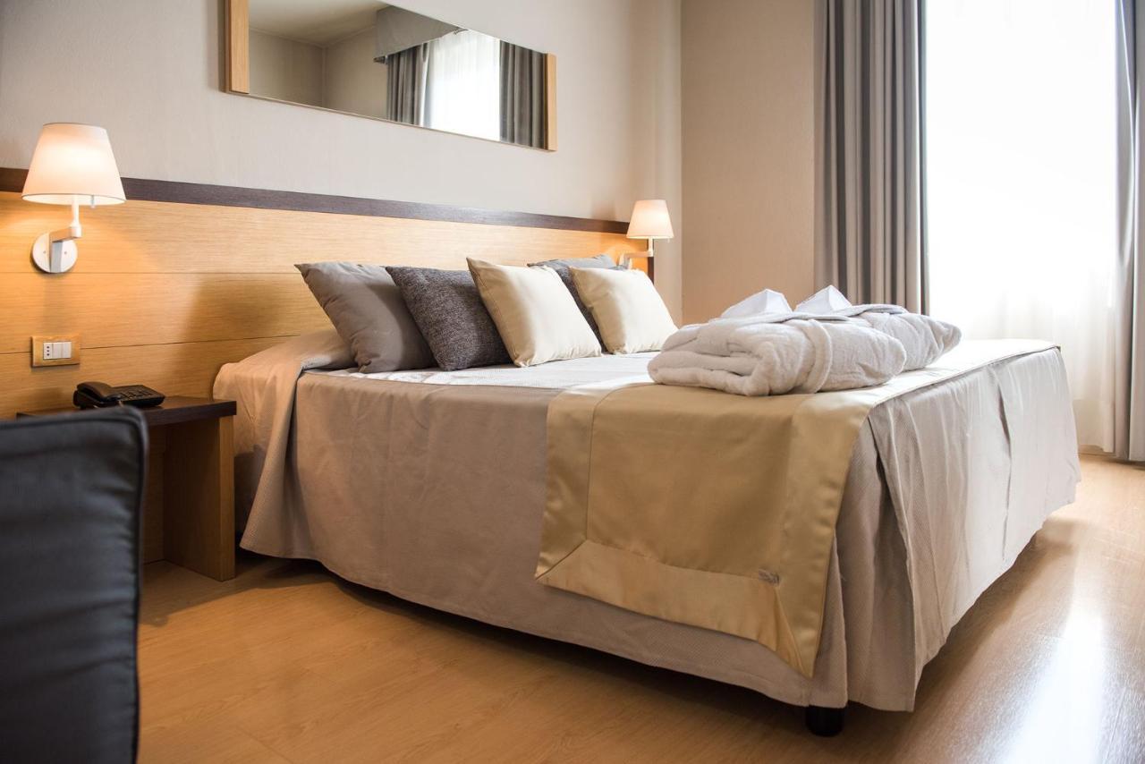 Hotel San Martino Darfo Boario Terme Bagian luar foto