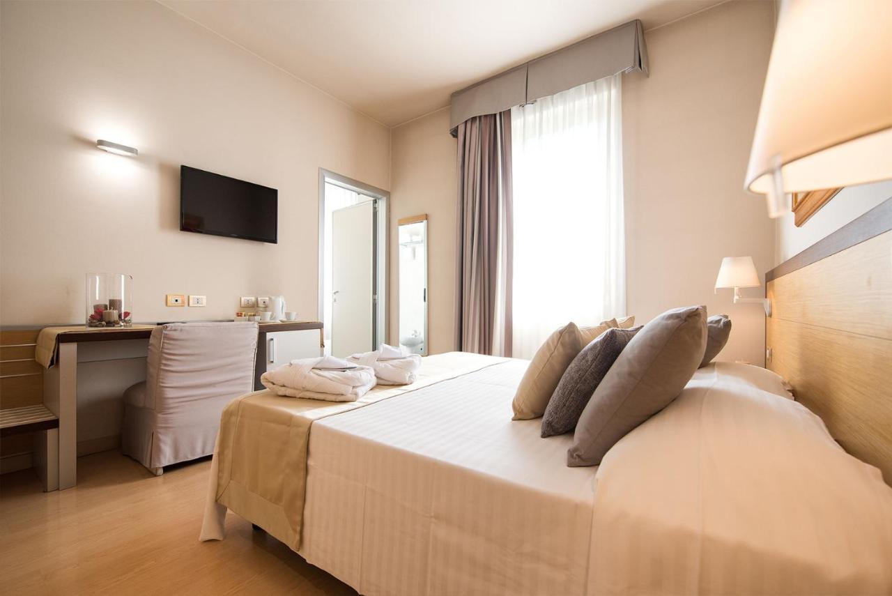 Hotel San Martino Darfo Boario Terme Bagian luar foto