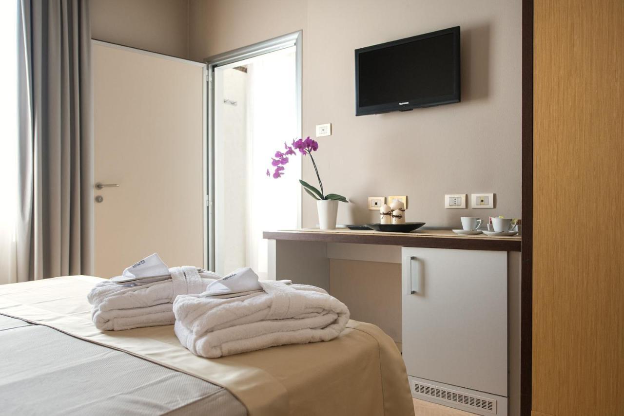 Hotel San Martino Darfo Boario Terme Bagian luar foto