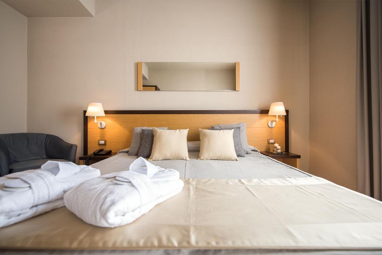 Hotel San Martino Darfo Boario Terme Bagian luar foto