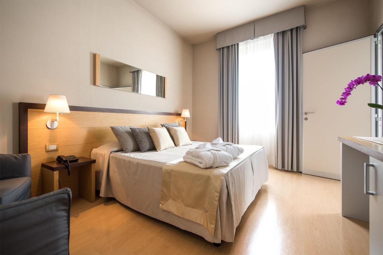 Hotel San Martino Darfo Boario Terme Bagian luar foto